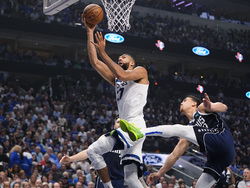 Timberwolves Mavericks Basketball