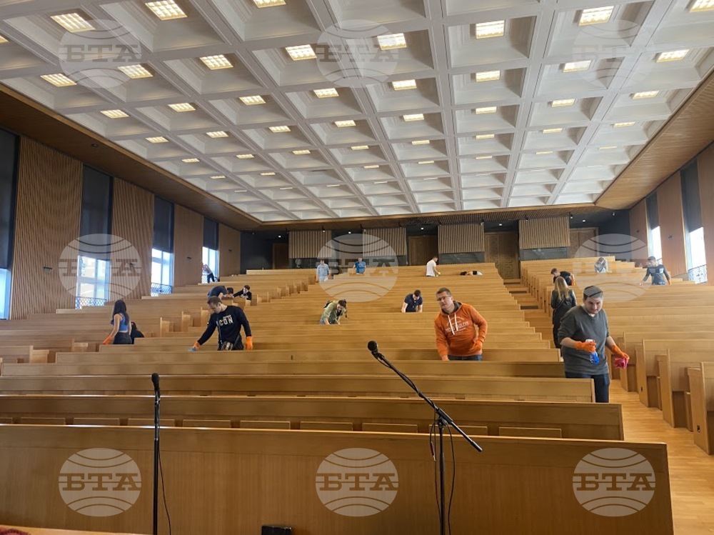 MPs Adopt Higher Education Act Amendments on First Reading