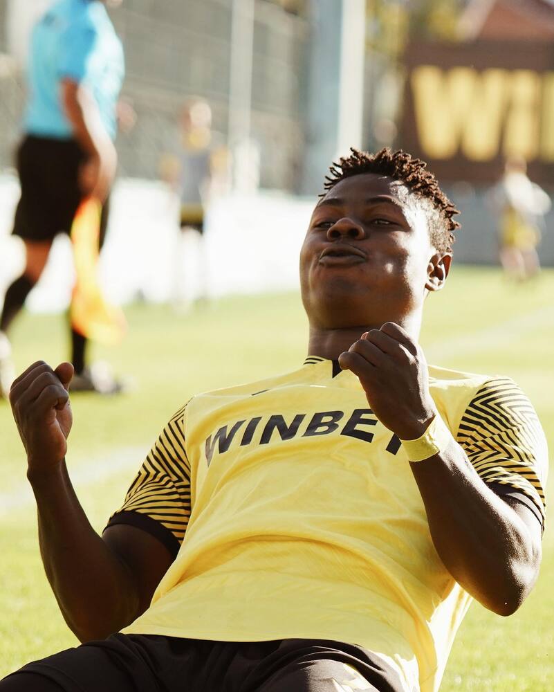 Ботев II (Пловдив) и Струмска слава не излъчиха победител в среща от 22-ия кръг на Втора футболна лига