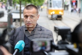 Площад „Славейков“ - „Трамвая на приказките“