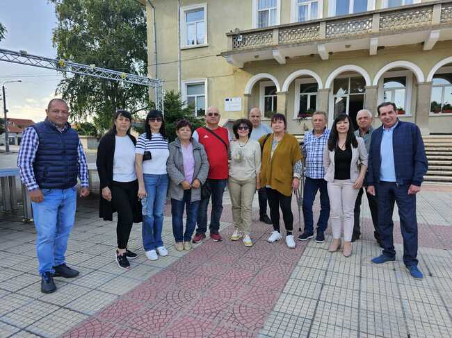 Цвета Караянчева в Брезово: Чрез краткотрайни решения на политическите проблеми не се правят сериозни реформи