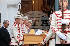 Цар Фердинанд - тленни останки - траурна процесия