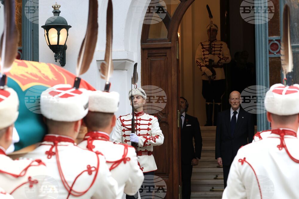 Цар Фердинанд - тленни останки - траурна процесия