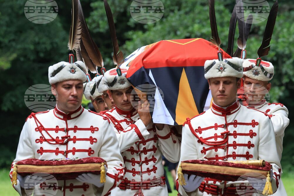 Цар Фердинанд - тленни останки - траурна церемония