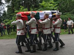 Цар Фердинанд - тленни останки - траурна церемония