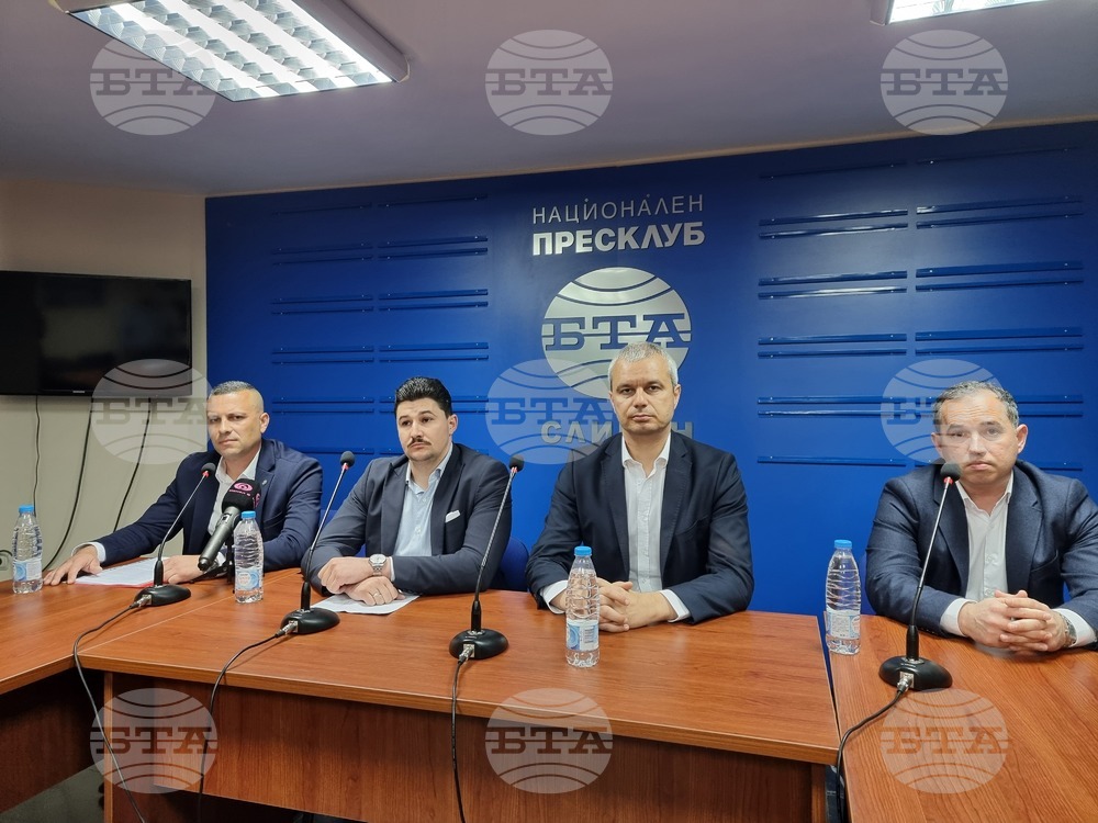 Kostadin Kostadinov Says in Sliven Vazrazhdane Is Only Party Capable of Ensuring Peace in Bulgaria