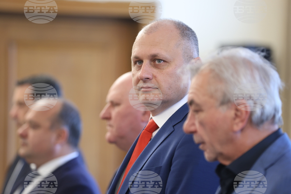 Министерски съвет - заседание - Валентин Мундров