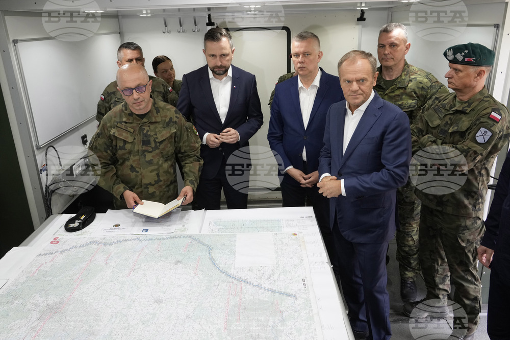 Доналд Туск готви нова стратегия за справяне с нелегалната миграция