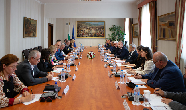 Президентът: Изграждането на Национален център за аерокосмическо наблюдение, контрол и управление ще подобри координацията на институциите в полза на гражданите