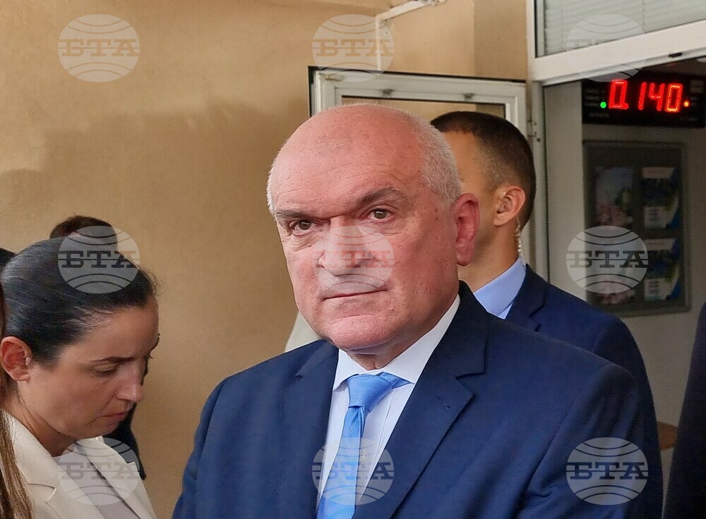 Народното събрание и президентът не са възразили на искането за изпращането на военния самолет за превозване на тленните останки на цар Фердинанд, каза служебният премиер Димитър Главчев