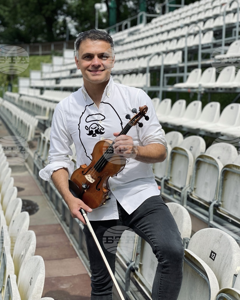 Bulgarian Violinist Vasko Vassilev Goes on Acoustic Tour of Bulgaria