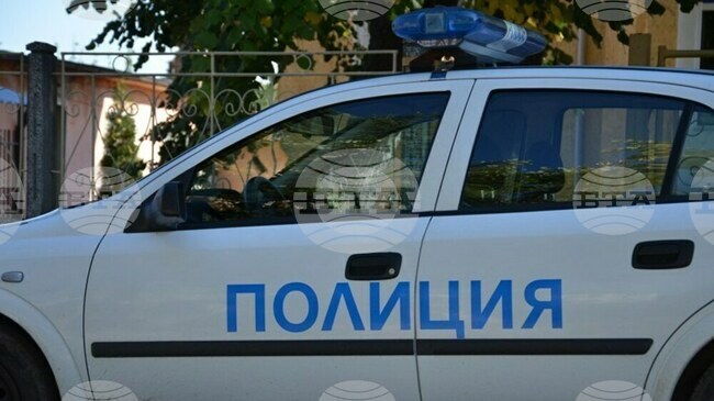 Двама души са задържани за причиняване на телесна повреда на полицейски служител в Павликени