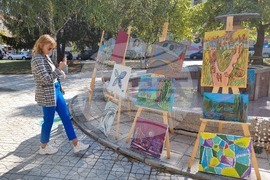 Кърджали - изложба - Световен ден на психичното здраве 