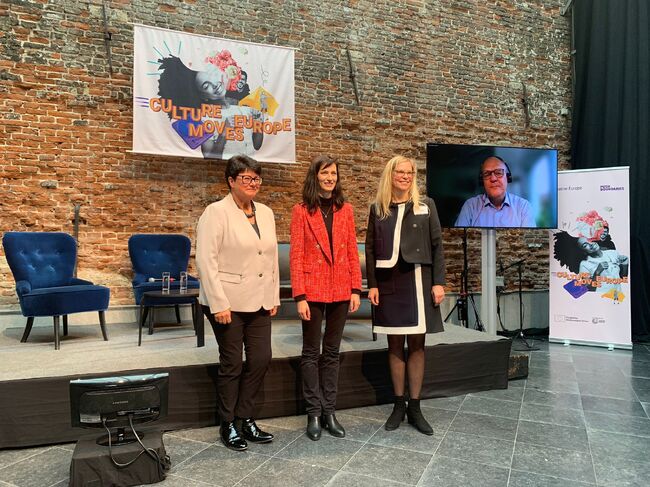 Мария Габриел обяви най-голямата схема за мобилност в подкрепа на творците в Европа