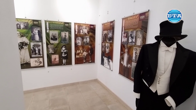 Най-видните интелектуалци са били инфлуенсърите на 19-и и 20-и век