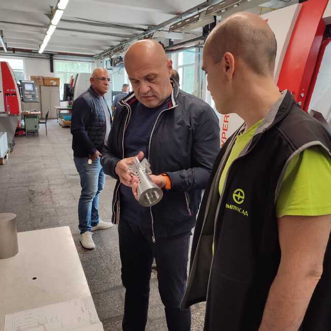 Томислав Дончев: Сформирането на стабилно правителство, с ясни премиер, програма и отговорност е най-важната задача 