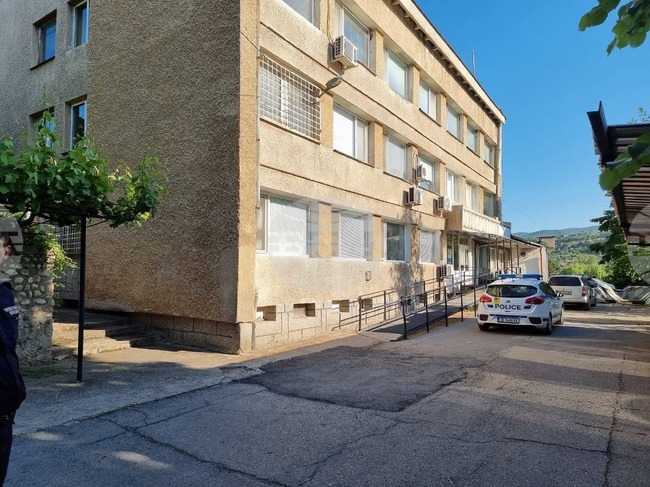 Деветнайсетгодишна жена от Бяла Слатина е загинала при катастрофа в района на Бобов дол