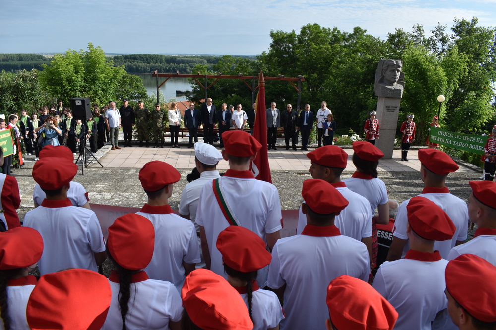 Община Разград: Кметът Добрин Добрев присъства на откриването на 39-ия Национален поход „По стъпките на четата на Таньо войвода“