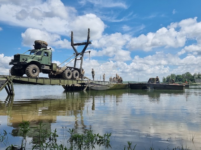 Белене - военни - международно учение