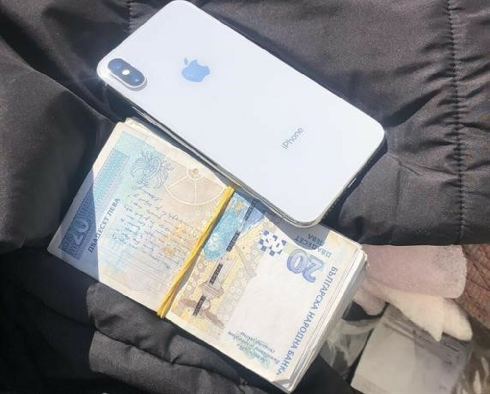 Полицията разкри измама чрез интернет сайт за продажба на пелети и дърва за огрев