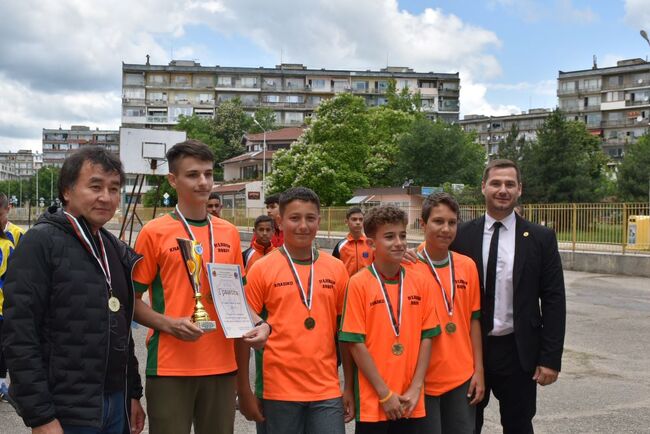 Община Ловеч: ОУ „Васил Левски” спечели ученическото състезание „Защита при бедствия, пожари и извънредни ситуации“