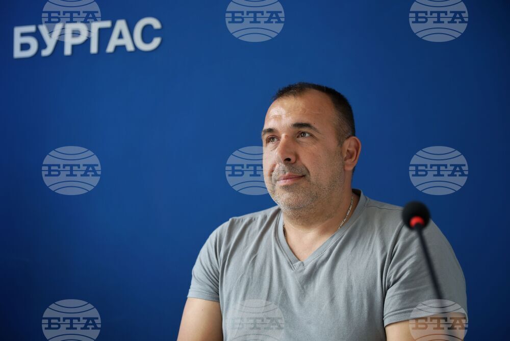 Национален пресклуб на БТА-Бургас - списание ЛИК - представяне