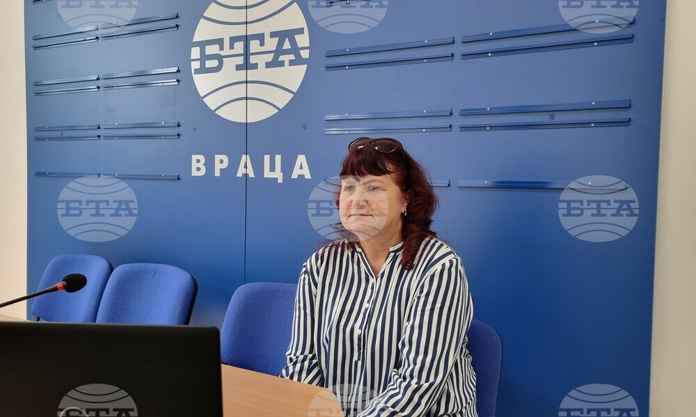 Национален пресклуб на БТА-Враца - списание ЛИК - Надежда Нинова
