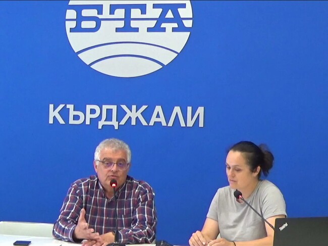 Представяне на новия брой на ЛИК: Българската наука на Антарктида в пресклуба в Кърджали