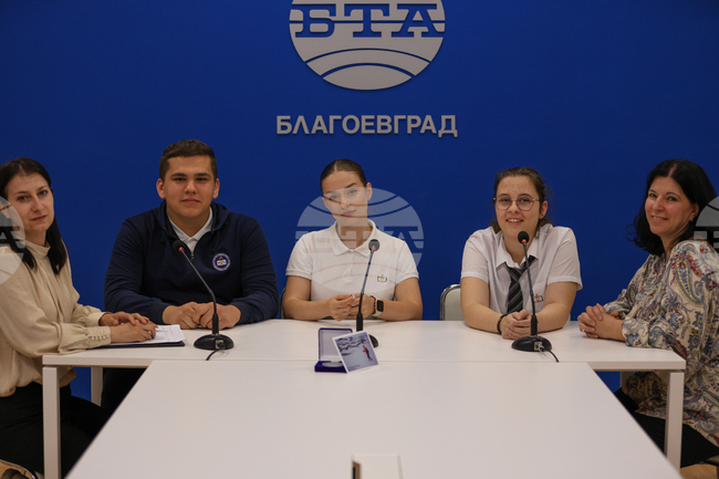 Национален пресклуб на БТА-Благоевград - списание ЛИК - „Българската наука на Антарктида“