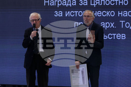 Български архитектурни награди 2022 - церемония - проф. арх. Тодор Кръстев