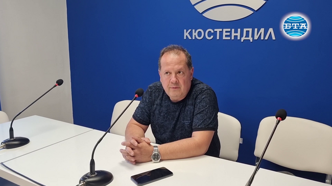 Децата обичат да слушат за непознати места, разказа учителят по география Иво Пенев в Кюстендил