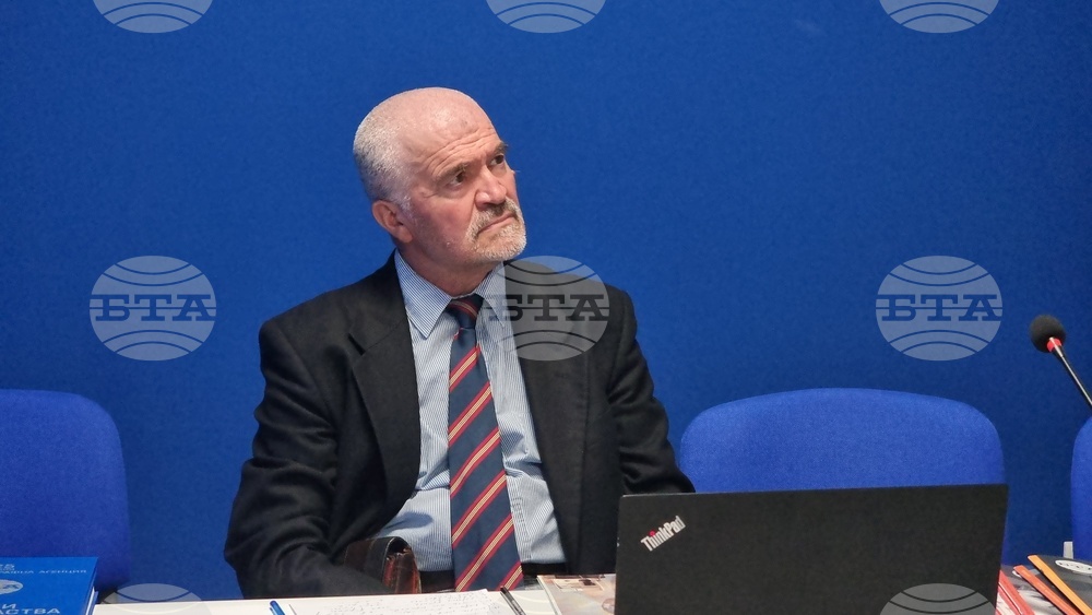 Национален пресклуб на БТА в Добрич - списание ЛИК - „Българската наука на Антарктида“