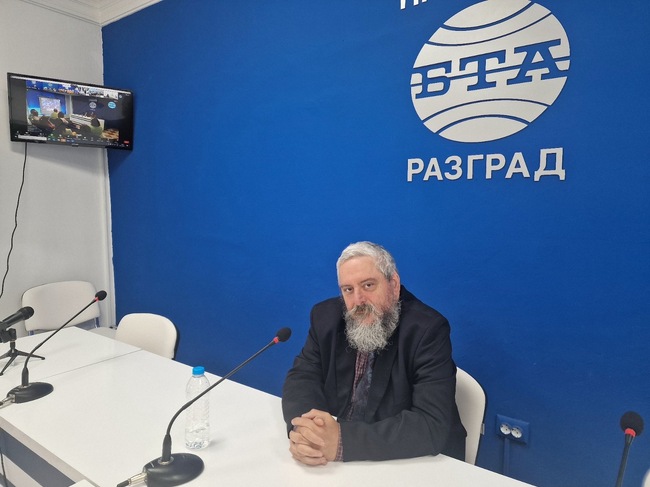 В Национален пресклуб на БТА в Разград беше представен майския брой на списание ЛИК