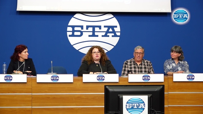 Учени, участници в антарктическите ни експедиции, благодариха на БТА за отразяването на работата им на Ледения континент