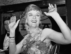 Obit Angela Lansbury