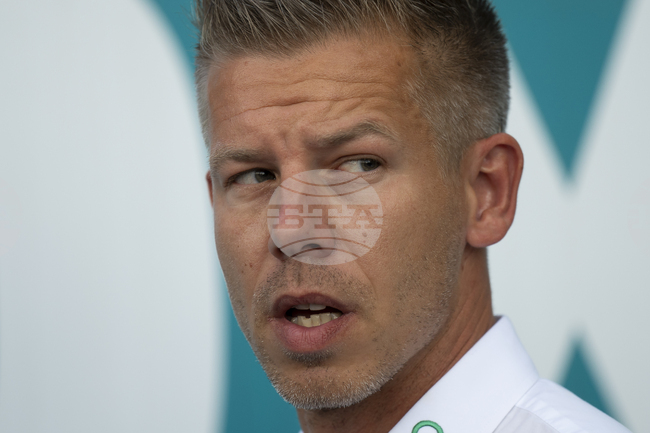 Основната унгарска опозиционна формация ТИСА увеличава преднината си пред управляващата партия на Орбан, сочат проучвания 