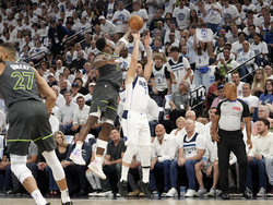 Mavericks Timberwolves Basketball