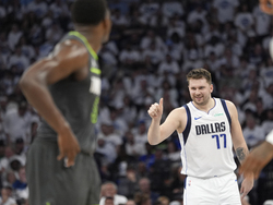 Mavericks Timberwolves Basketball