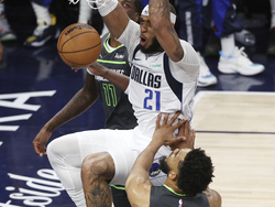 Mavericks Timberwolves Basketball