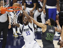 APTOPIX Mavericks Timberwolves Basketball