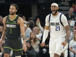 APTOPIX Mavericks Timberwolves Basketball