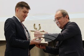 БАН - годишнина - Награда на БАН за журналистика - Милен Митев