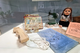 Стара Загора - „Детство мое, реално и вълшебно“ - изложба