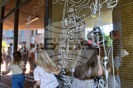 Варна - „Деца, които мислят за неща, които ги няма“ - изложба