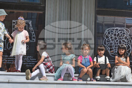 Варна - „Деца, които мислят за неща, които ги няма“ - изложба