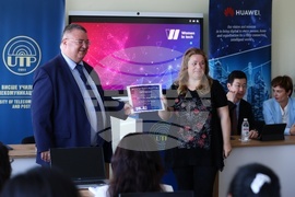 "Жените в технологиите - Women in Tech" - курс