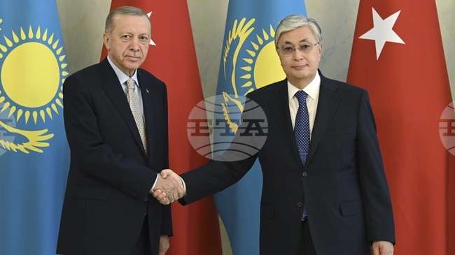 Външните министри на Турция и Казахстан подписаха план за стратегическо сътрудничество в множество сфери 