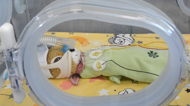 Започва инициативата за изработване на бебешки одеяла за недоносени деца