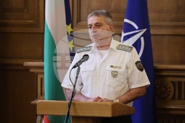 Министерство на отбраната - Илиан Илиев - отличия - Емил Ефтимов