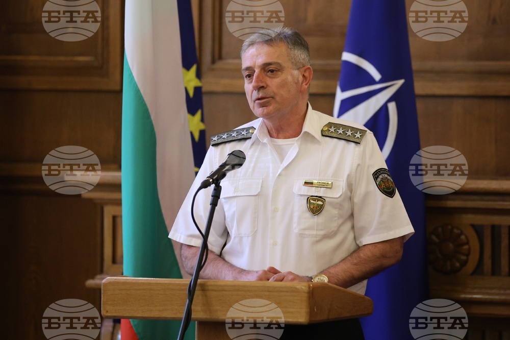 Министерство на отбраната - Илиан Илиев - отличия - Емил Ефтимов